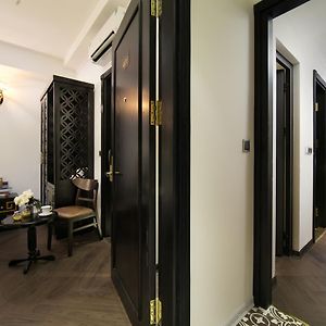 Connecting Suite